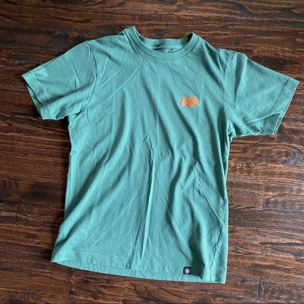 Uniqlo Graphic Tee w/ Elephant